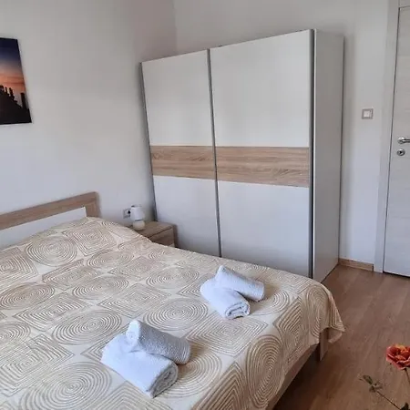 Διαμέρισμα N&g Ρόβινι