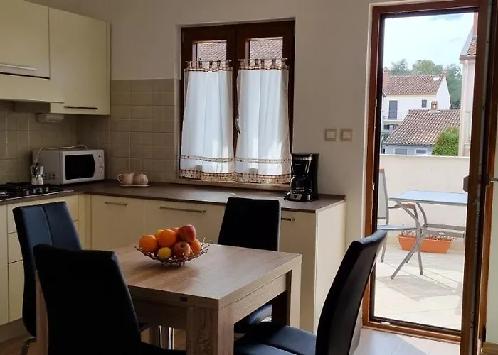 N&g Apartment
