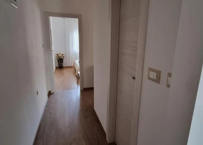 N&g Apartment